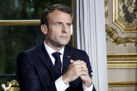 voyance Emmanuel et Brigitte Macron 2021